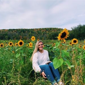 Meet your Posher, Brianna